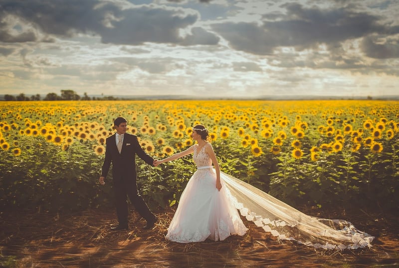 Wedding couple under the stars